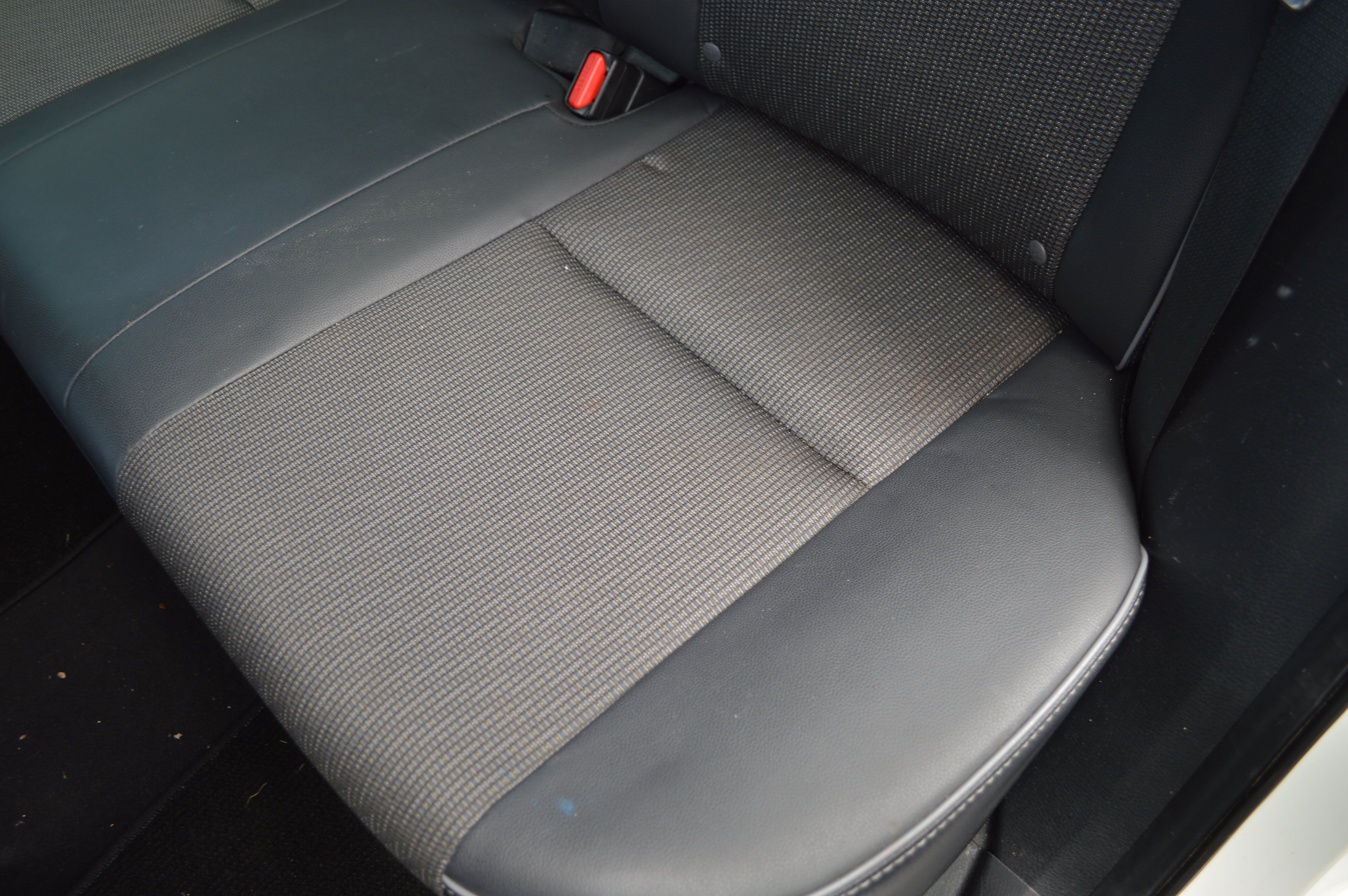 Used 2015 Toyota Corolla S FWD image 30