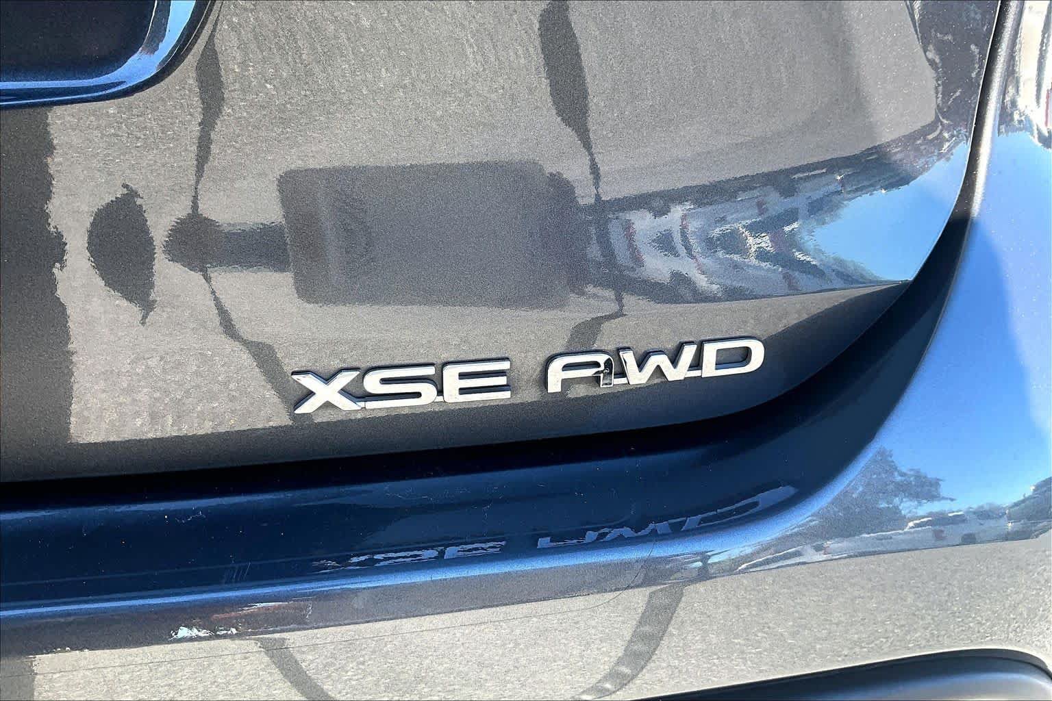 Used 2025 Toyota Highlander XSE AWD/4WD image 10