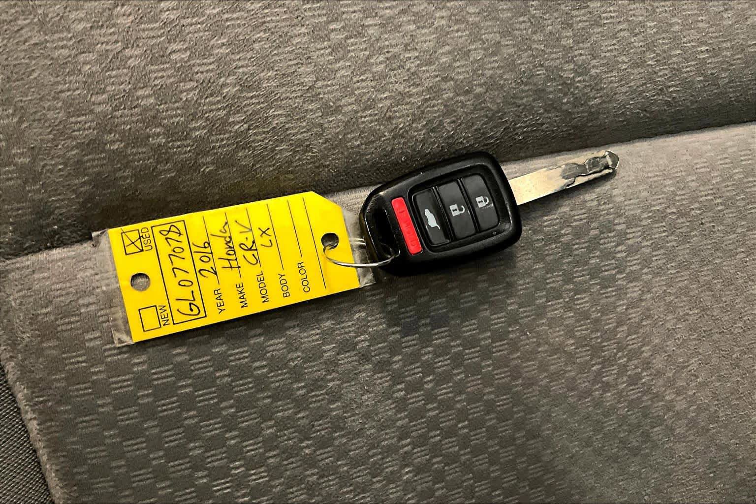 Used 2016 Honda CR-V LX image 14