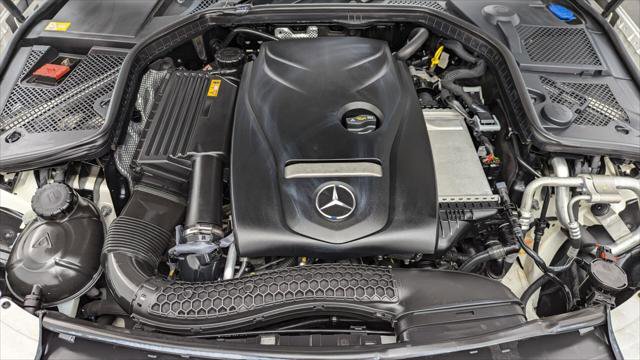 Used 2015 Mercedes-Benz C 300 Sedan image 31