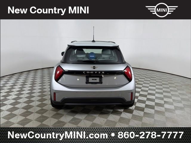 Certified 2025 MINI Cooper 2-Door Hardtop FWD image 6