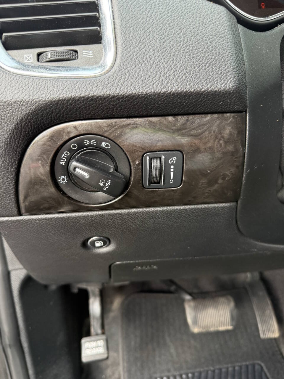 Used 2016 Dodge Durango Limited AWD/4WD image 17