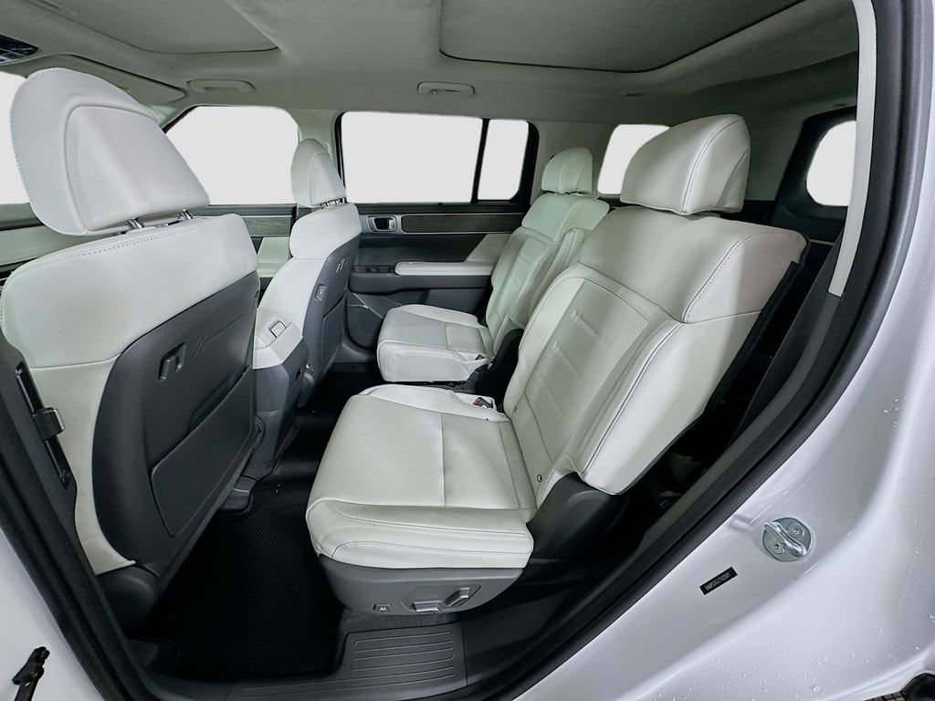 New 2026 Hyundai Santa Fe Calligraphy AWD/4WD image 17