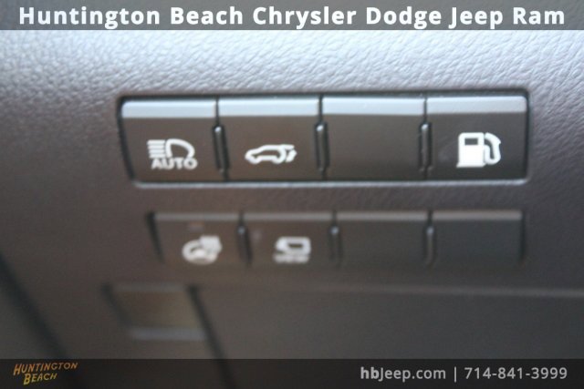 Used 2022 Lexus RX 450h AWD w/ Premium Package image 19