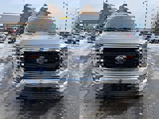 Used 2023 Ford F150 XLT image 2