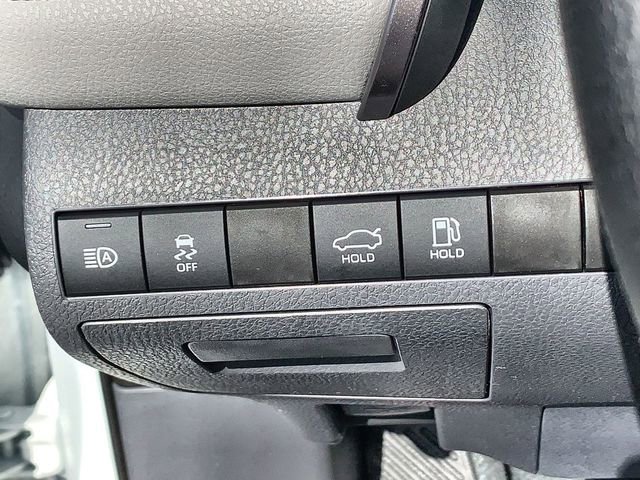 Used 2023 Toyota Camry LE image 19