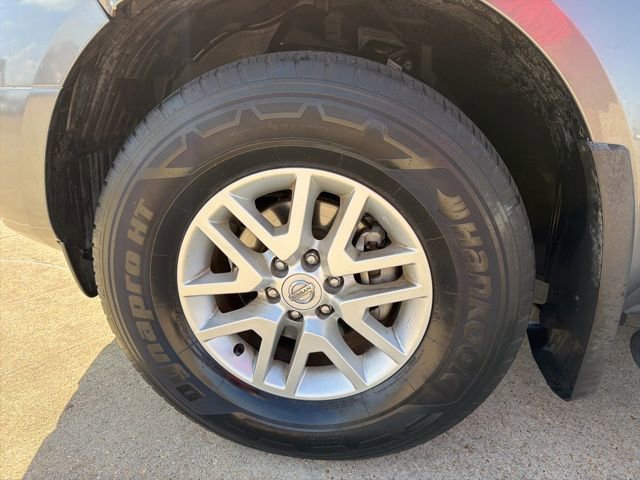 Used 2020 Nissan Frontier SV w/ SV Utility Package image 8