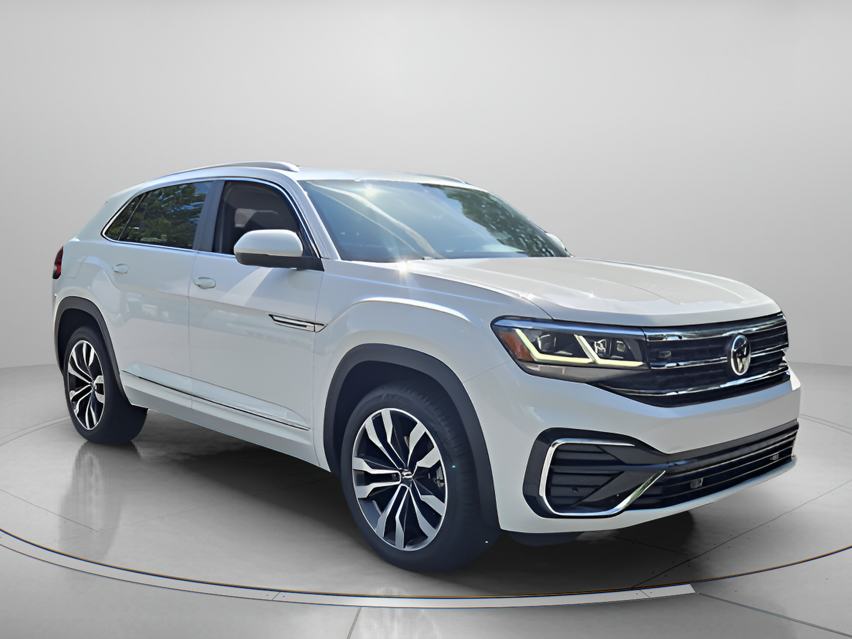 Certified 2021 Volkswagen Atlas Cross Sport SEL R-Line FWD image 7