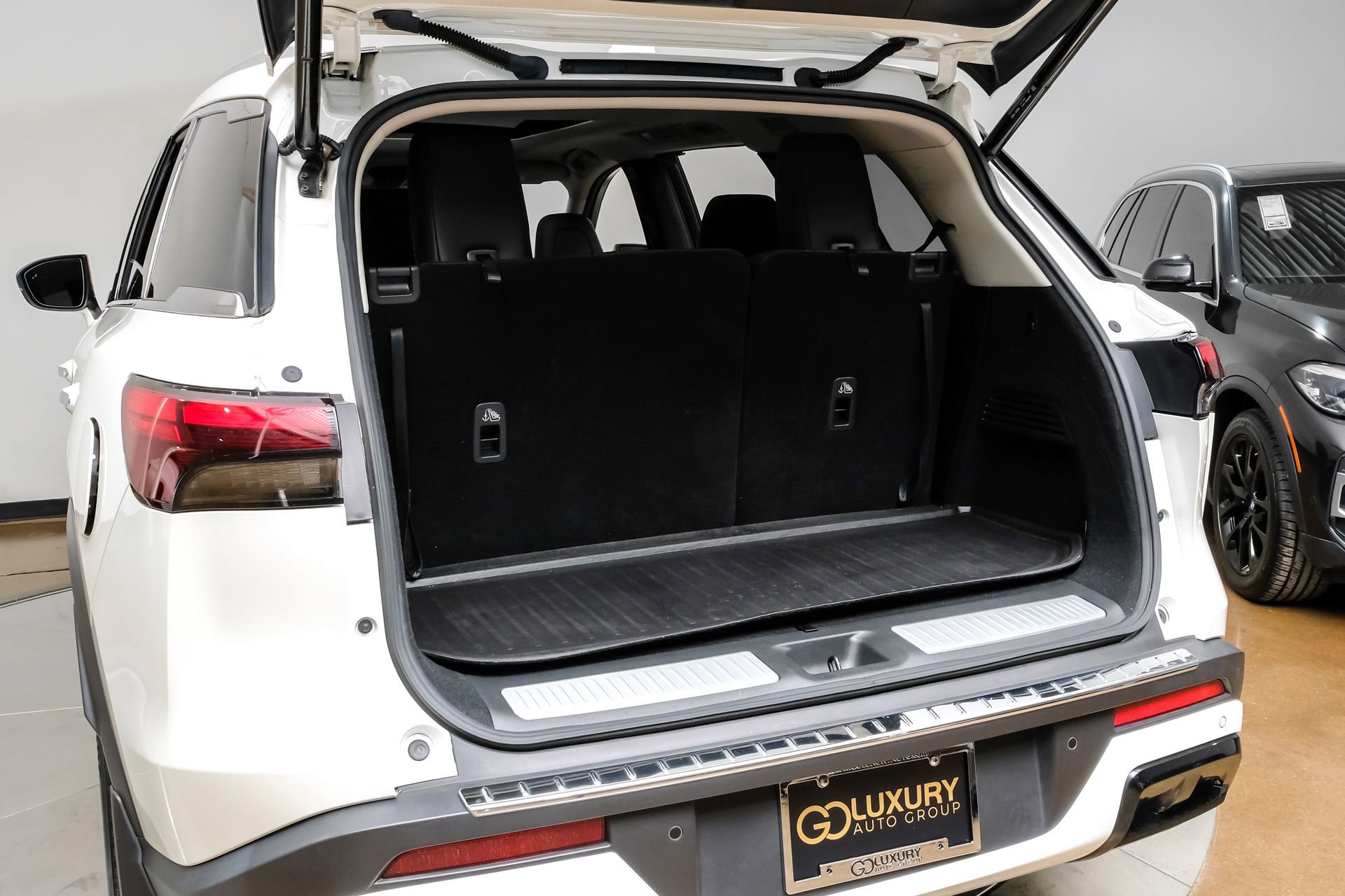 Used 2023 INFINITI QX60 Luxe w/ Vision Package image 60