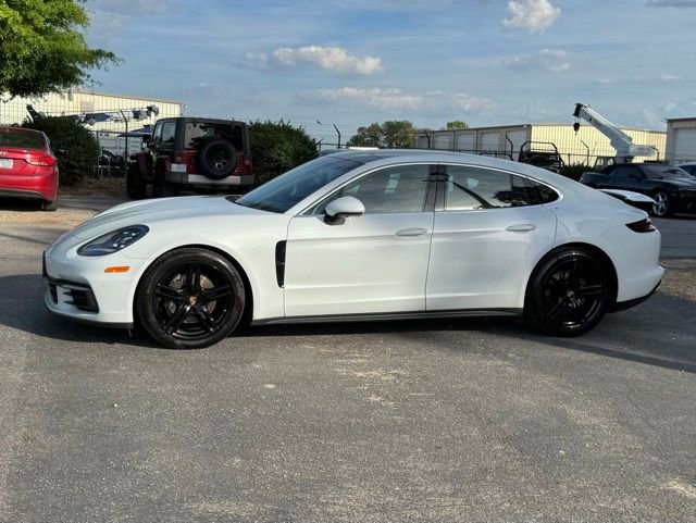 Used 2018 Porsche Panamera RWD image 4