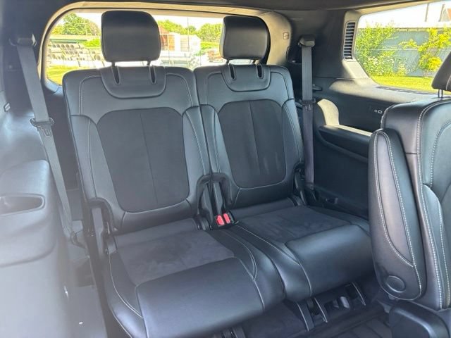 Used 2024 Jeep Grand Cherokee L Laredo AWD/4WD image 22