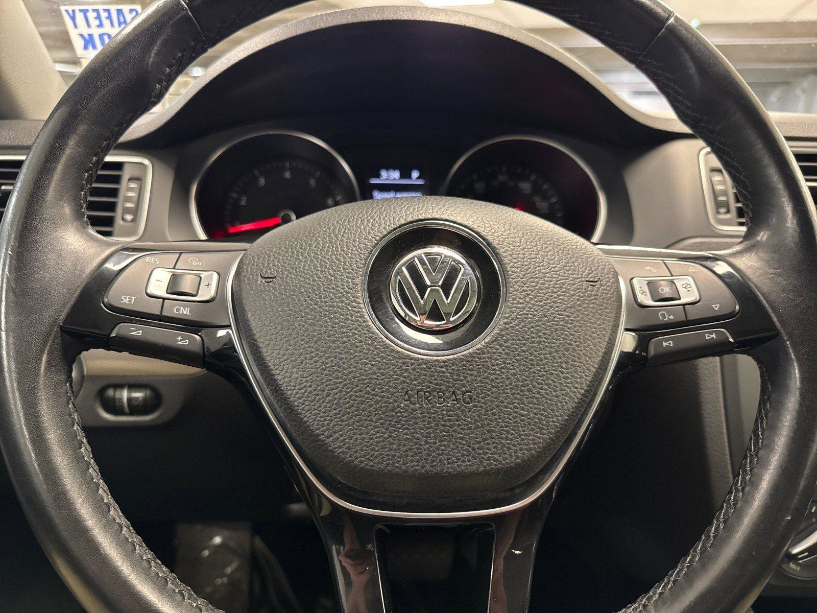 Used 2018 Volkswagen Jetta SE image 21