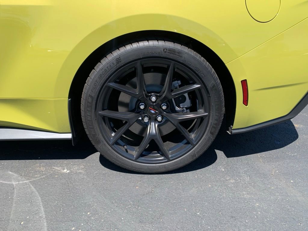 Used 2025 Ford Mustang GT Premium RWD image 21