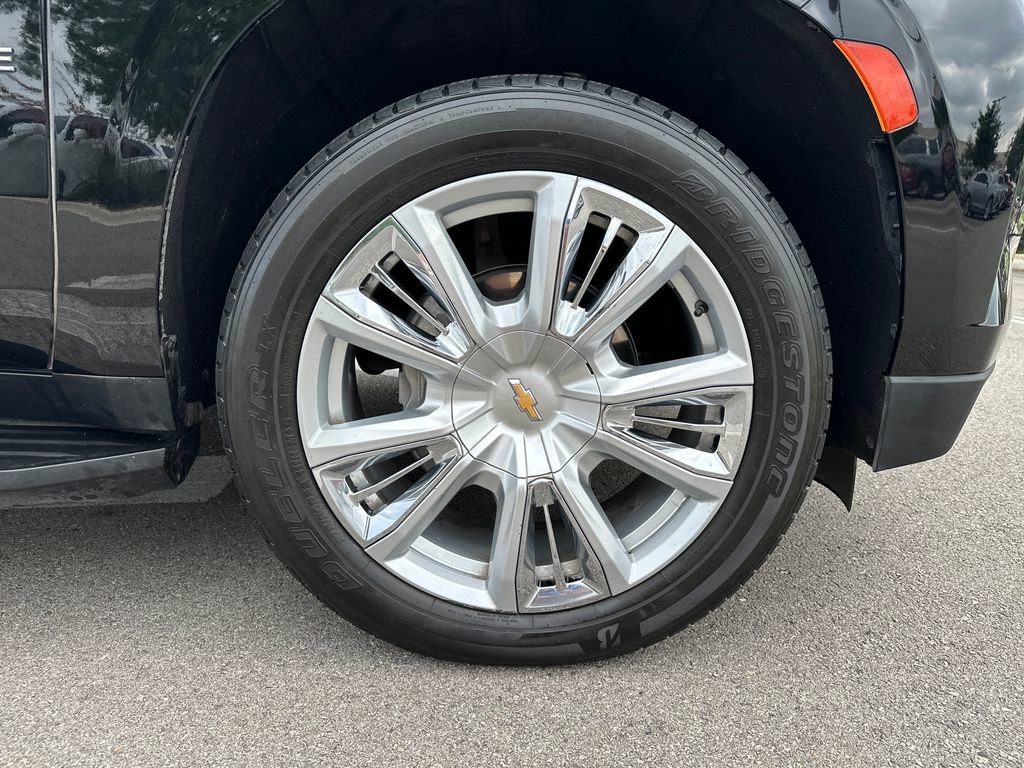 Used 2023 Chevrolet Tahoe High Country AWD/4WD image 13