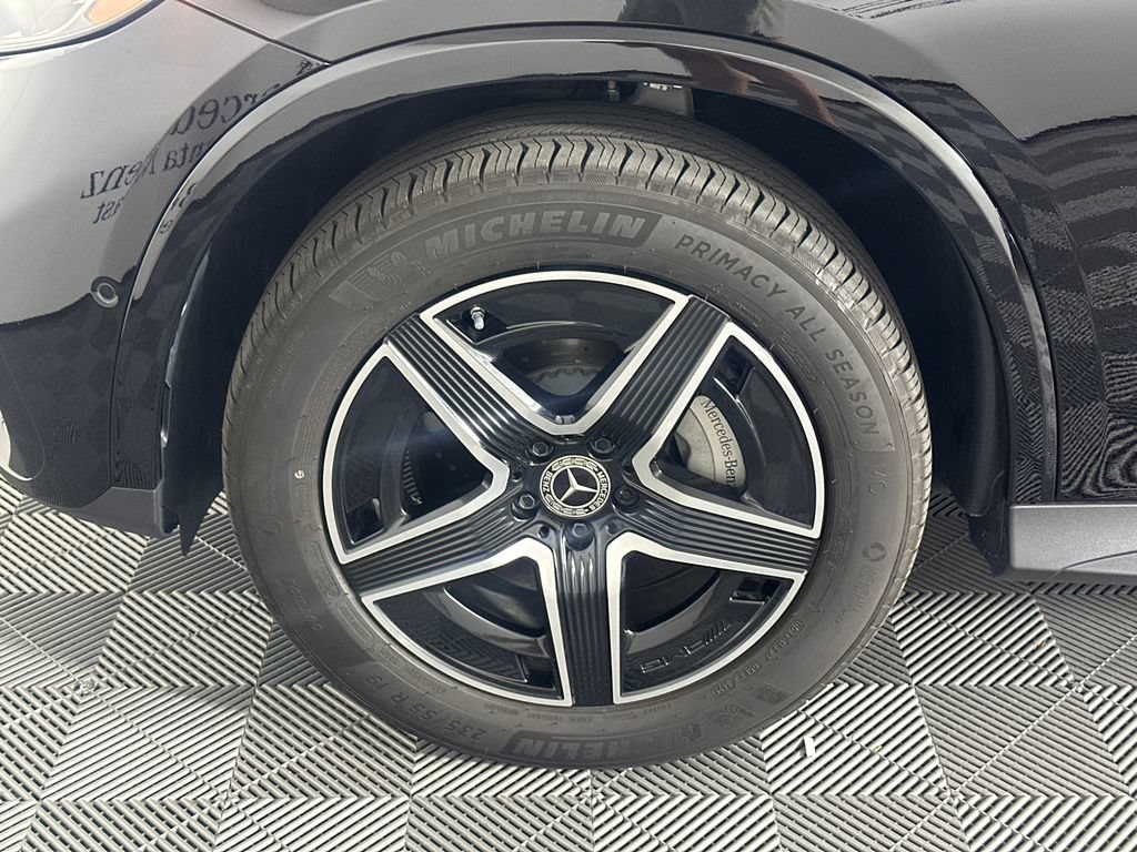 Certified 2026 Mercedes-Benz GLC 300 image 12