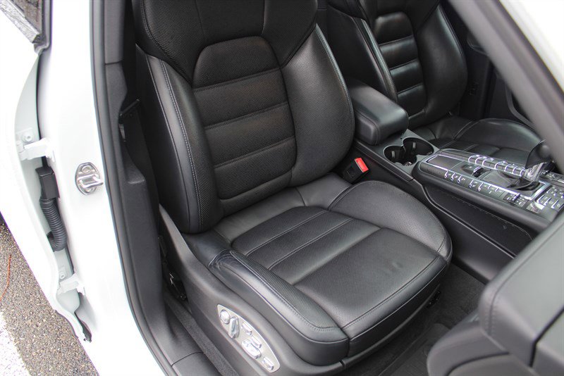 Used 2017 Porsche Macan S AWD/4WD image 33
