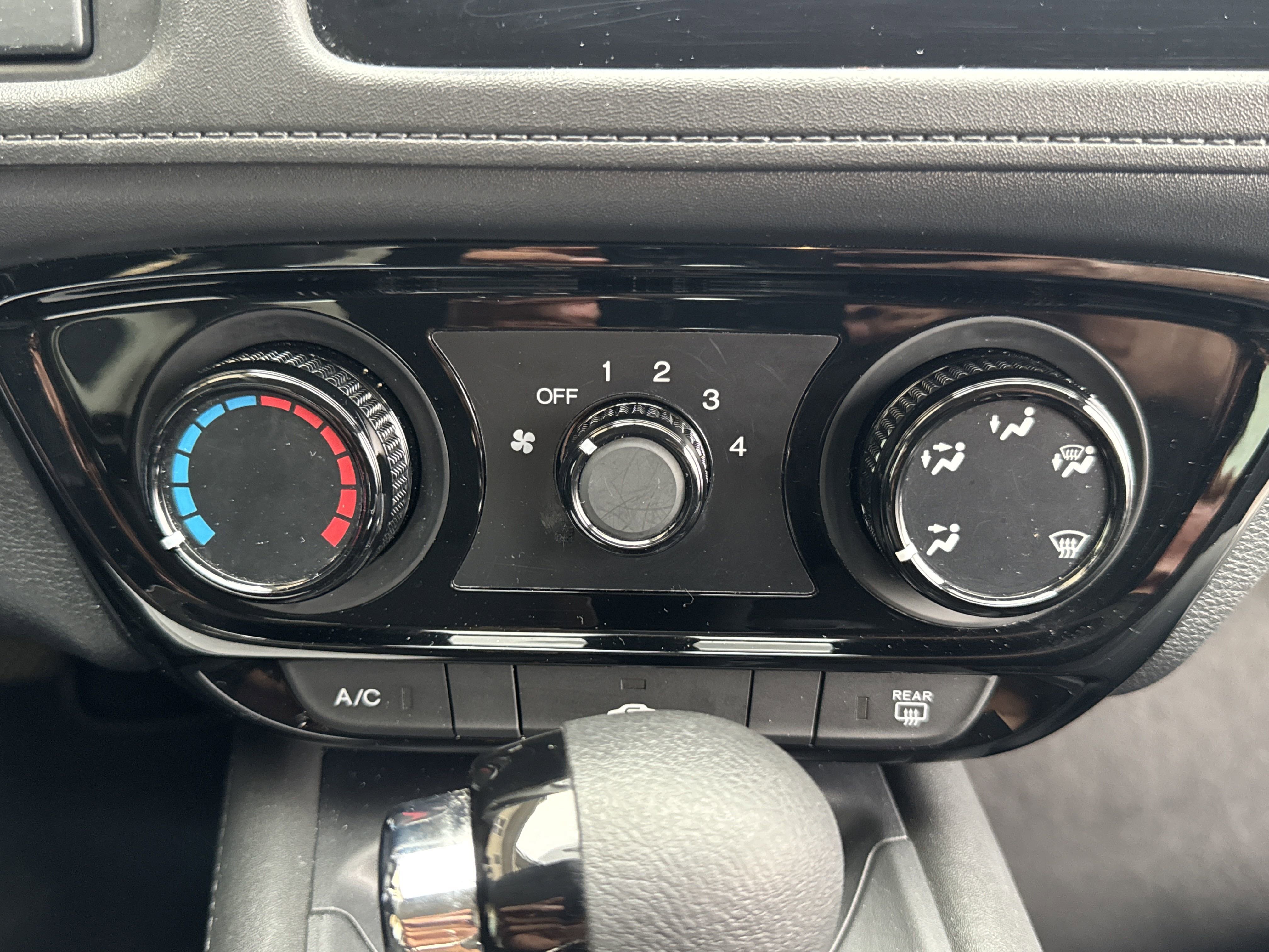 Used 2019 Honda HR-V LX image 13