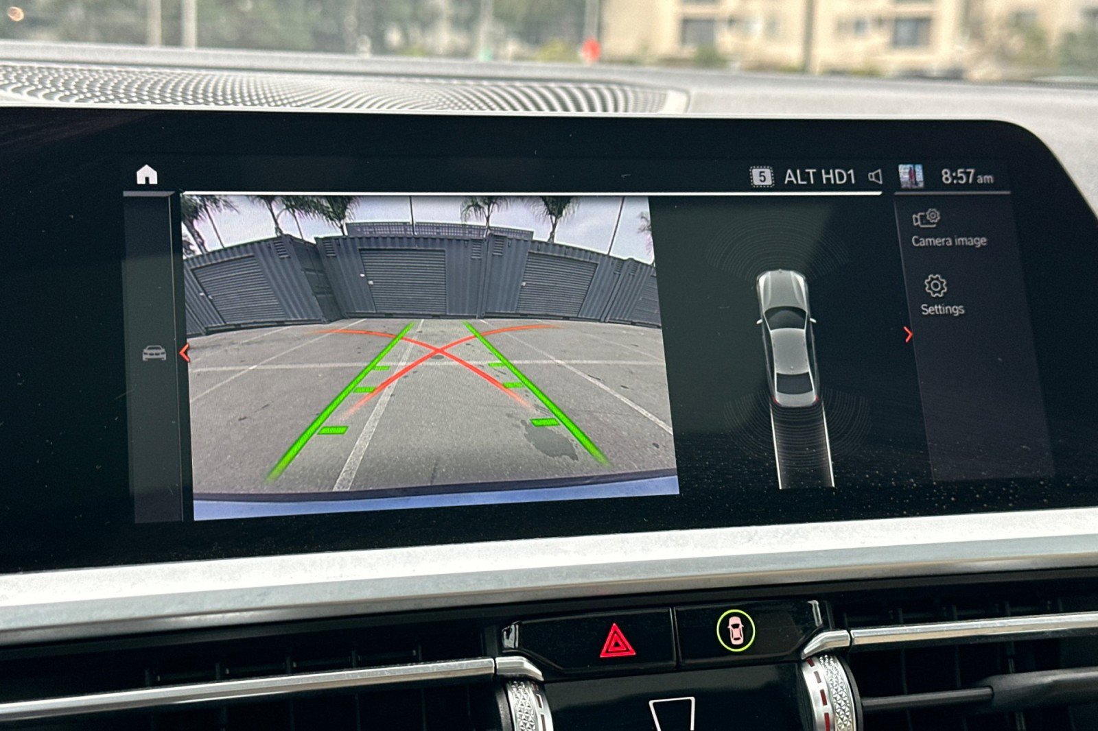 Used 2021 BMW 330i xDrive 330i xDrive w/ Premium Package image 19