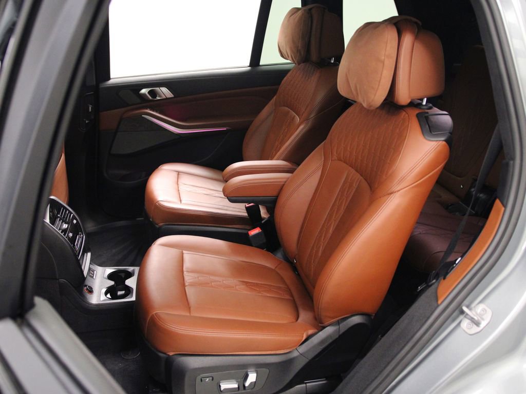Used 2023 BMW X7 xDrive40i w/ Executive Package image 20