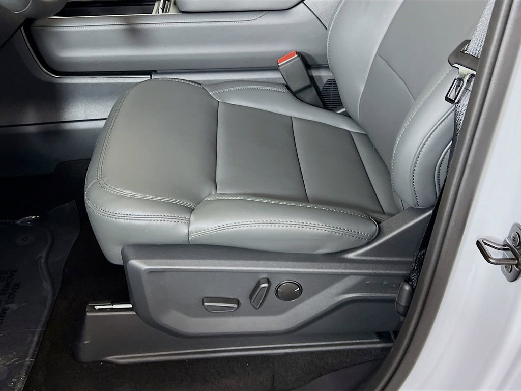 New 2026 Ford Expedition Max Active image 25