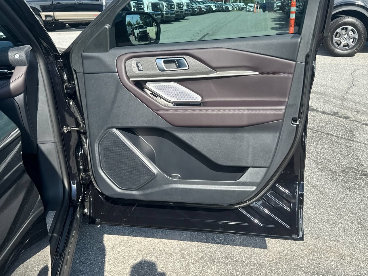 New 2026 Ford Explorer Platinum RWD image 14