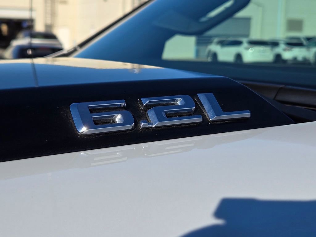 Used 2025 Chevrolet Silverado 1500 ZR2 w/ Technology Package image 34