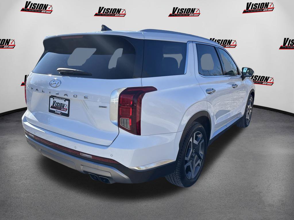 Used 2023 Hyundai Palisade Limited AWD/4WD image 5