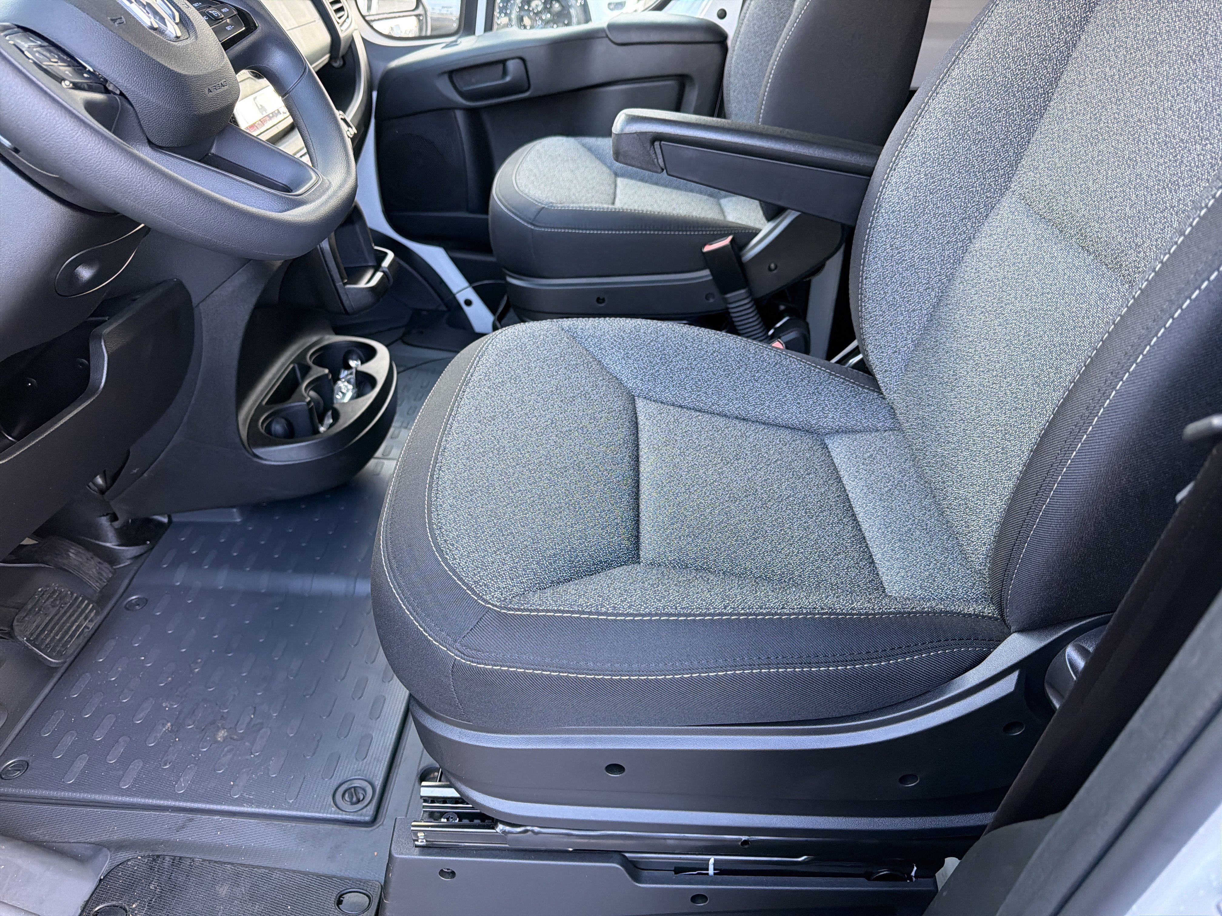 Used 2025 RAM ProMaster 2500 image 10