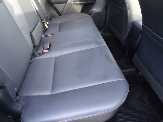 Used 2018 Toyota RAV4 SE AWD/4WD image 12