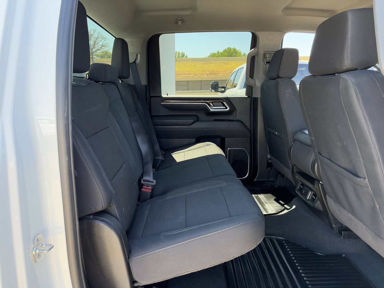 Used 2025 Chevrolet Silverado 2500 LT w/ Convenience Package AWD/4WD image 29
