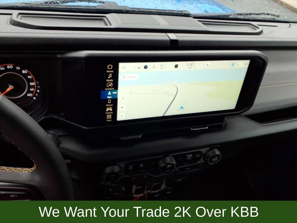 Used 2024 Jeep Gladiator Sport image 18