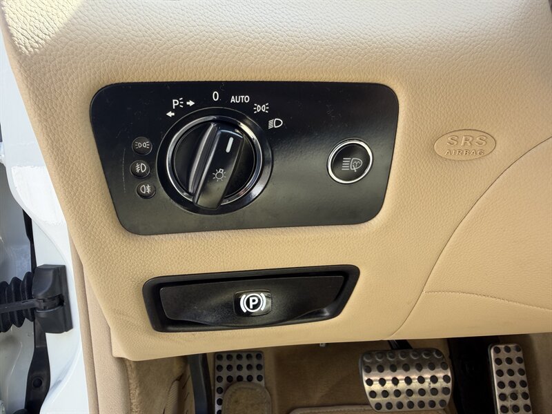 Used 2007 Mercedes-Benz CLS 63 AMG image 24