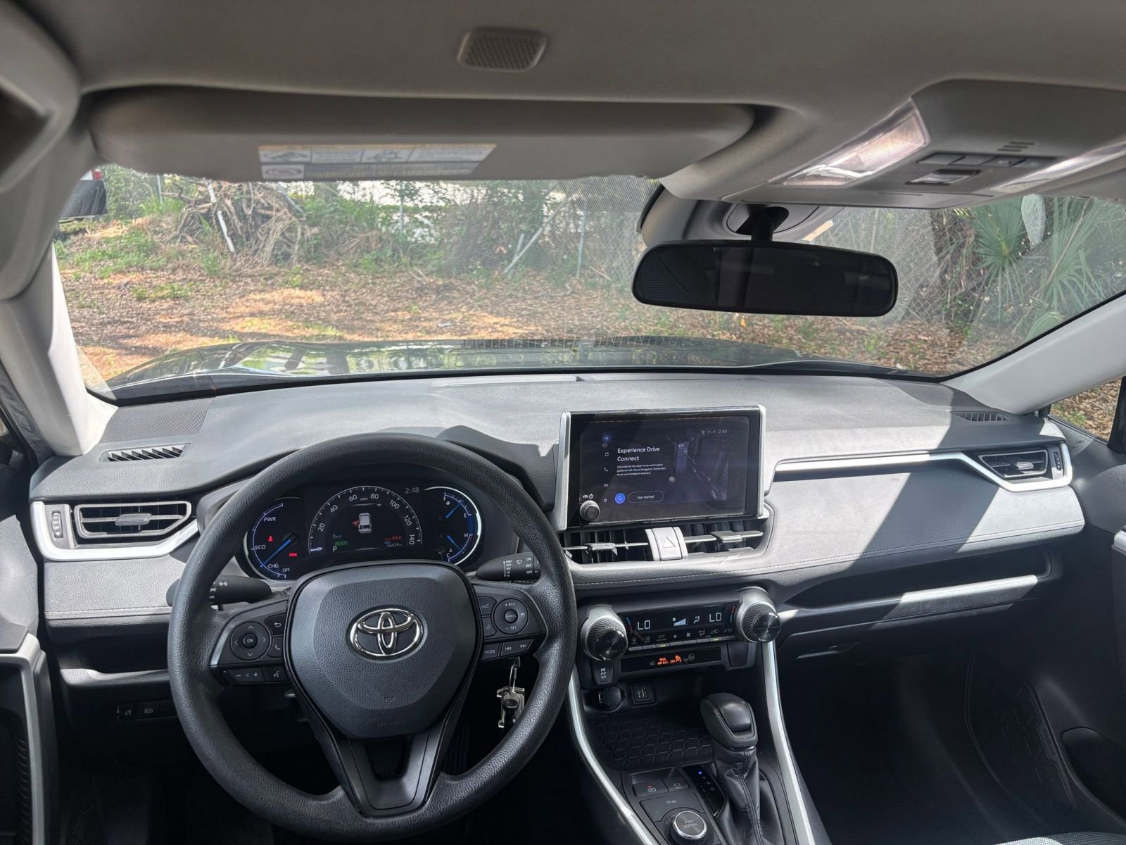 Used 2024 Toyota RAV4 LE AWD/4WD image 34