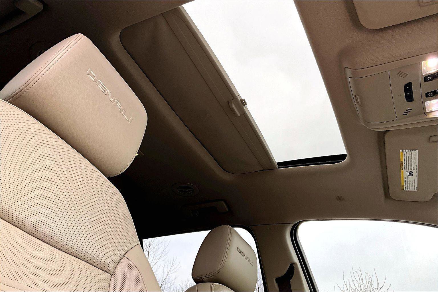 Used 2019 GMC Acadia Denali w/ Technology Package image 22