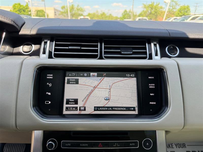 Used 2015 Land Rover Range Rover HSE AWD/4WD image 40