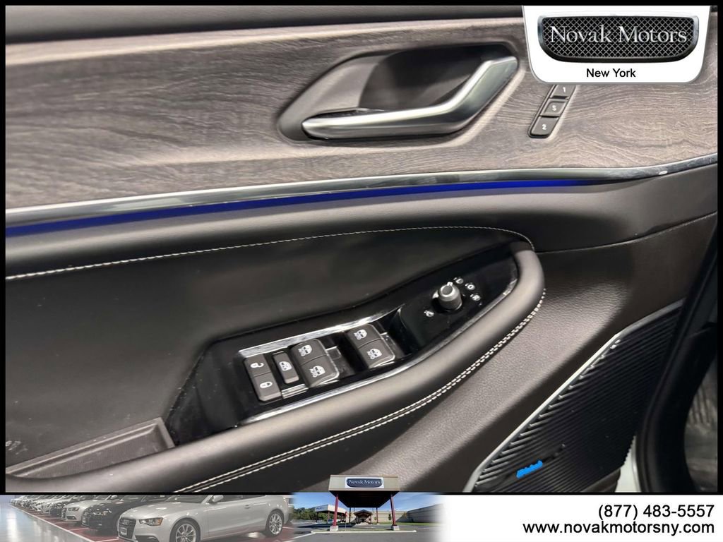 Used 2021 Jeep Grand Cherokee L Overland image 13