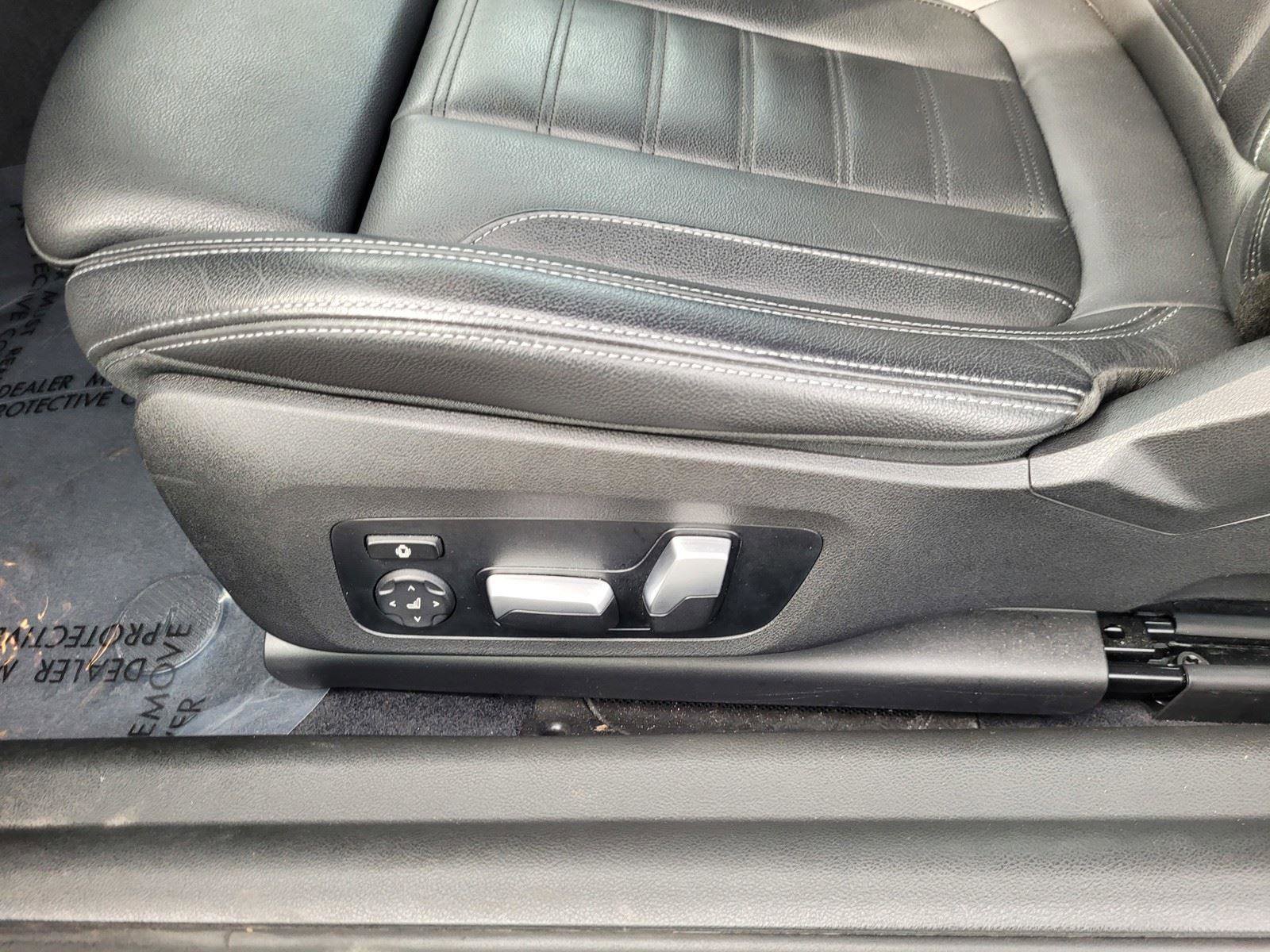 Certified 2022 BMW 230i Coupe w/ Convenience Package image 22