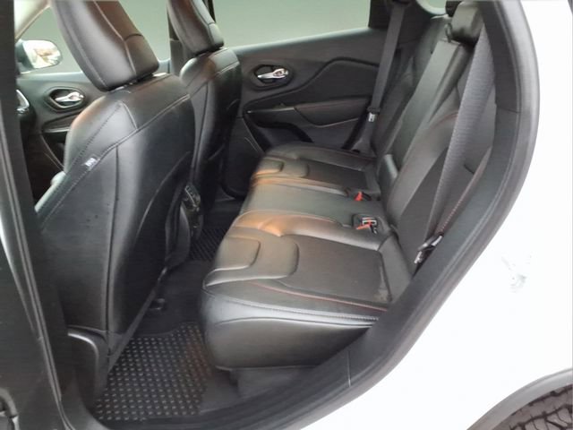 Used 2022 Jeep Cherokee Limited image 12