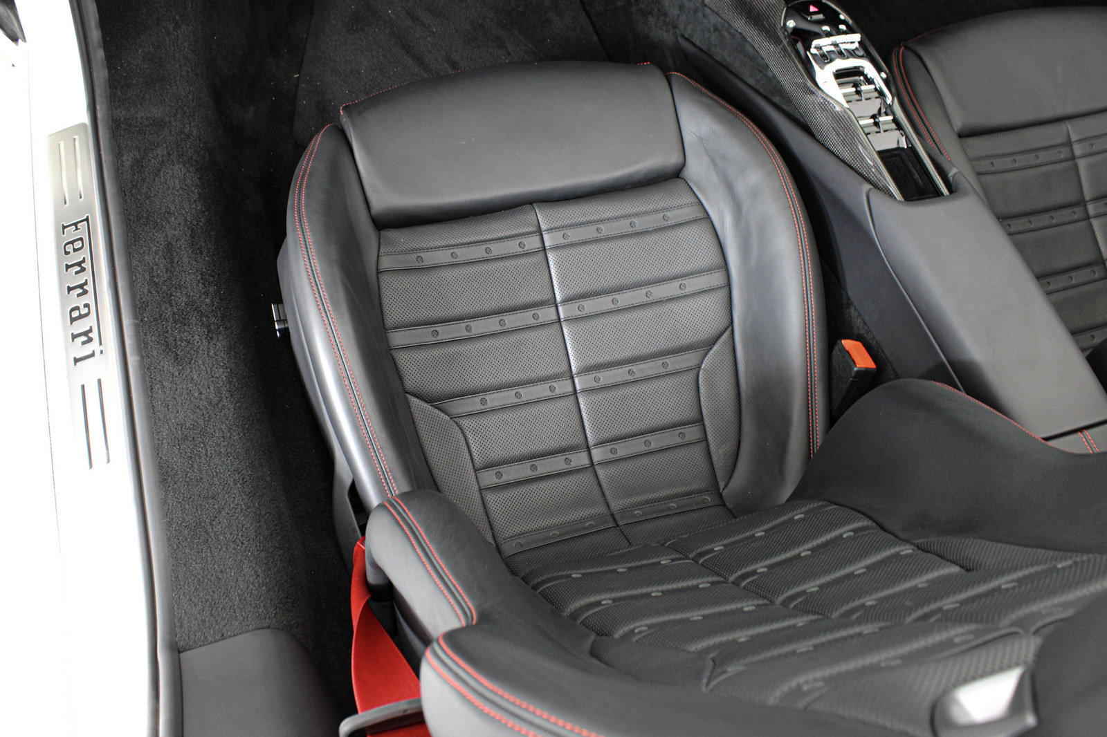 Certified 2024 Ferrari 296 GTS RWD image 38