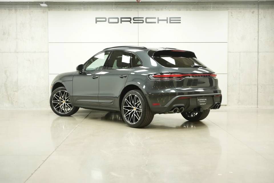 New 2026 Porsche Macan AWD/4WD image 3