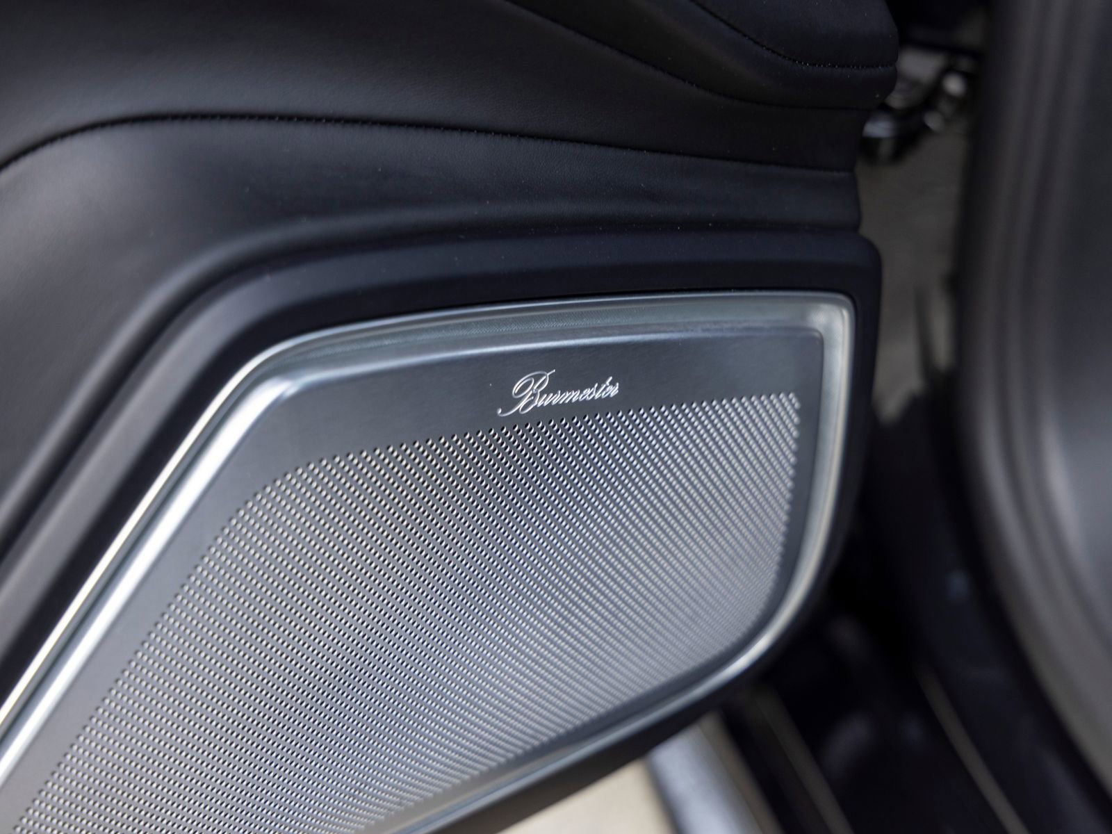 Used 2018 Porsche Panamera Turbo S image 27