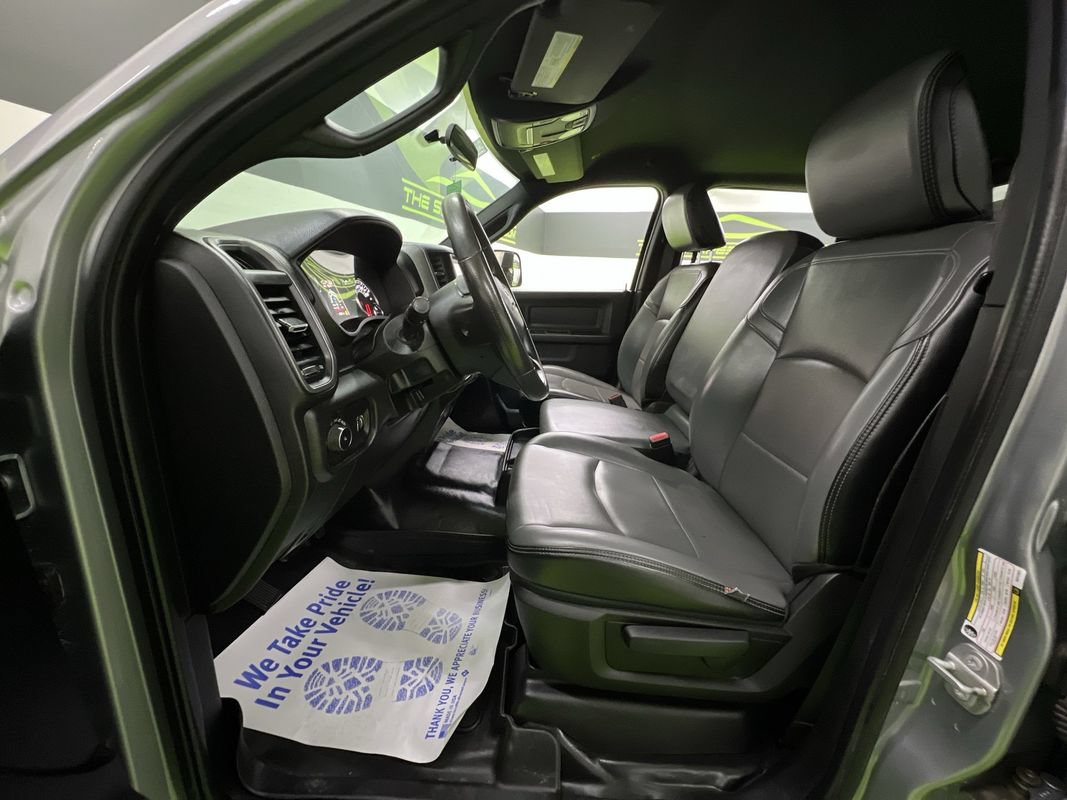 Used 2022 RAM 3500 Tradesman RWD image 17
