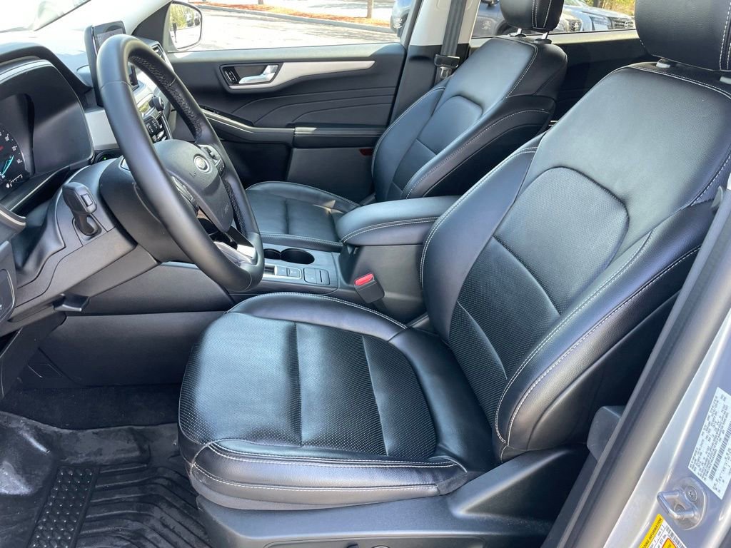 Used 2022 Ford Escape SEL AWD/4WD image 6