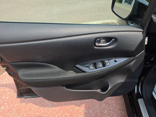 Used 2025 Nissan Leaf SV Plus FWD image 10