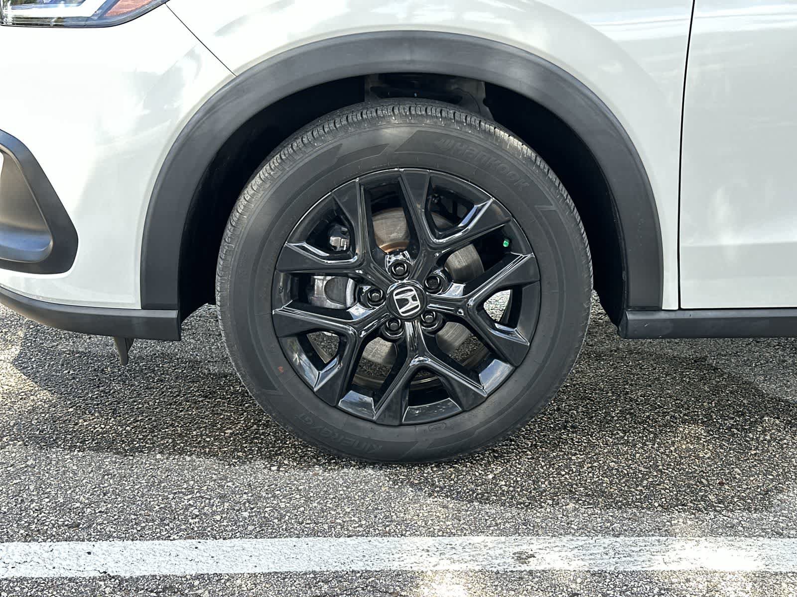 Used 2025 Honda HR-V Sport image 13