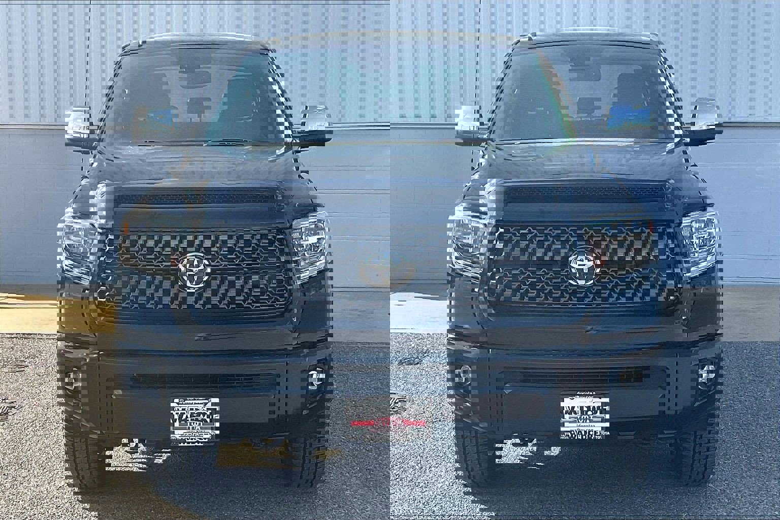 Used 2019 Toyota Tundra Platinum image 3