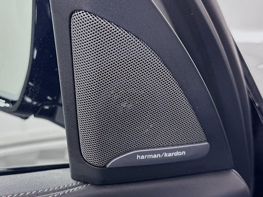 Certified 2024 BMW X5 xDrive40i w/ M Sport Package image 19