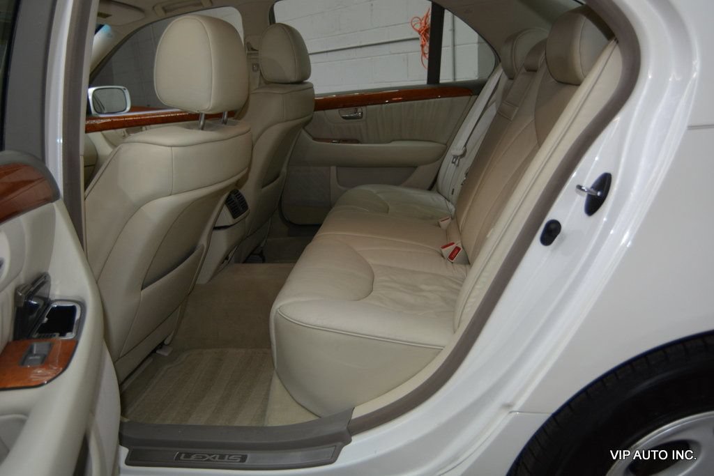 Used 2001 Lexus LS 430 RWD image 29