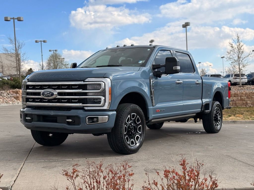 Used 2023 Ford F250 Platinum AWD/4WD image 3