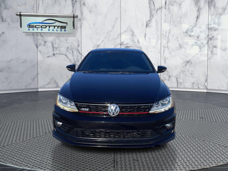 Used 2018 Volkswagen Jetta GLI image 4